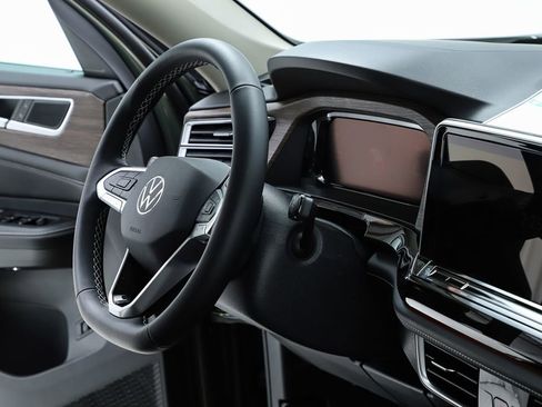 New 2026 Volkswagen Atlas SEL image 35