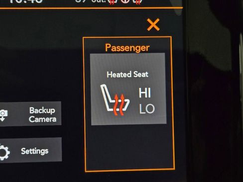 Used 2022 Jeep Grand Cherokee Laredo X image 12