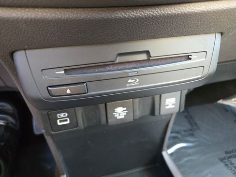 Used 2023 Honda Odyssey Touring image 34