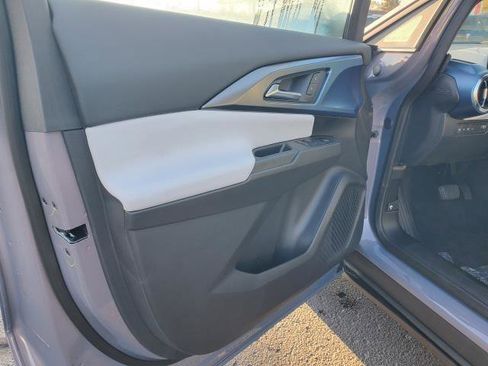 New 2026 Chevrolet Equinox EV LT image 6