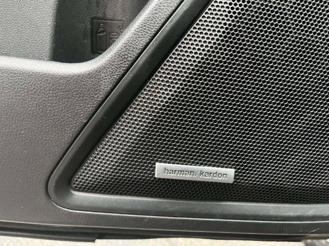 Used 2020 Subaru Outback Touring XT AWD/4WD image 19