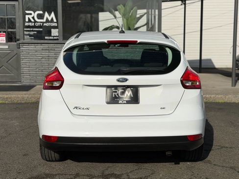 Used 2015 Ford Focus SE image 6