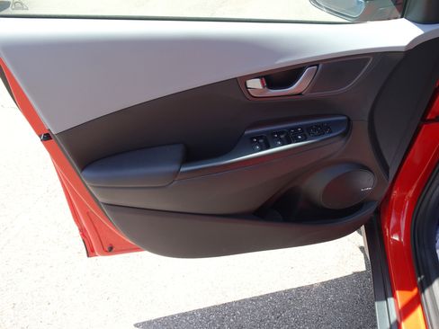 Used 2019 Hyundai Kona Ultimate AWD/4WD image 13