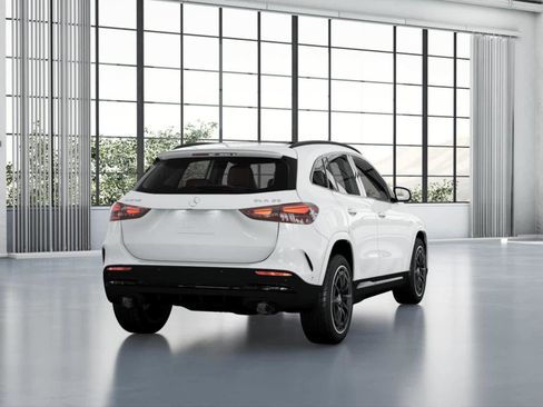 New 2025 Mercedes-Benz GLA 35 AMG 4MATIC image 22