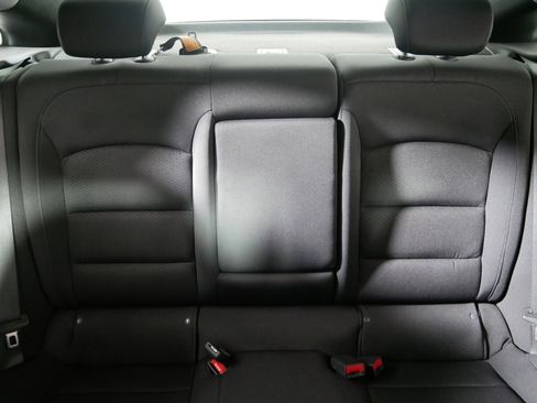 Used 2022 Chevrolet Malibu LT FWD image 13