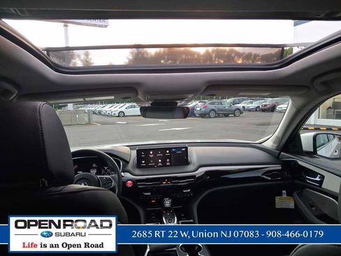 Used 2024 Acura MDX SH-AWD image 16