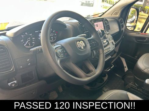 Used 2025 RAM ProMaster 2500 w/ Convenience Group FWD image 8