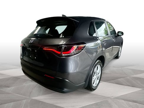 Used 2025 Honda HR-V LX image 8
