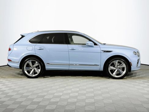 Certified 2023 Bentley Bentayga AWD/4WD image 5