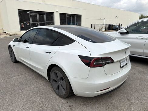 Used 2023 Tesla Model 3 Standard Range RWD image 3
