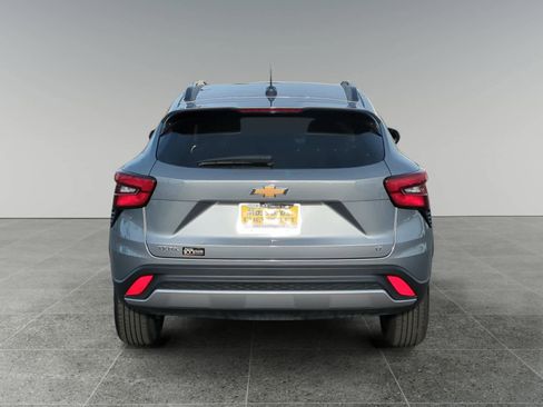 Used 2024 Chevrolet Trax LT image 4