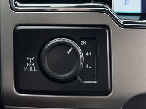 Used 2022 Ford F250 King Ranch w/ King Ranch Ultimate Package AWD/4WD image 23