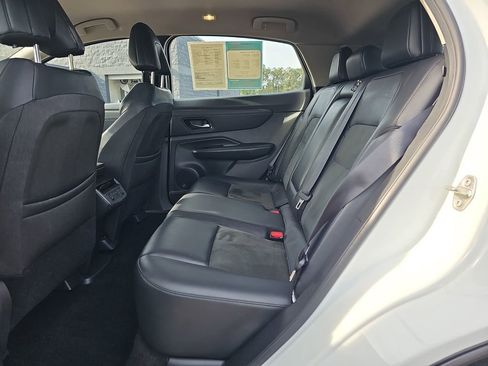 Used 2023 Nissan Ariya FWD image 17