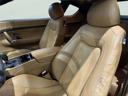 Used 2011 Maserati GranTurismo S RWD image 21