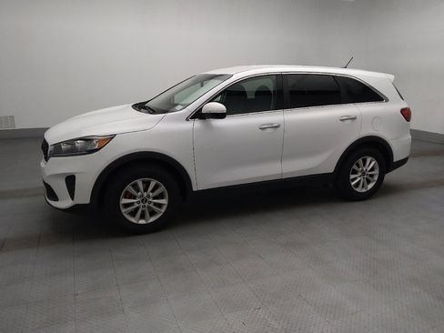 Used 2020 Kia Sorento FWD V6 image 2