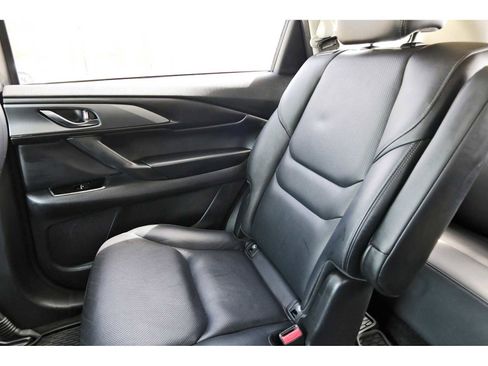 Used 2023 MAZDA CX-9 Touring image 9