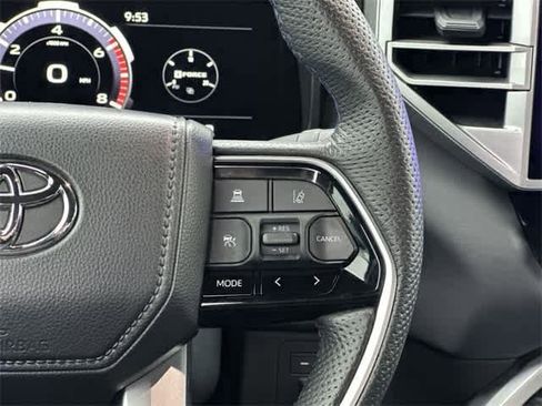 Used 2023 Toyota Tundra Platinum image 10