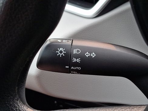 Used 2024 Toyota Corolla LE FWD image 24