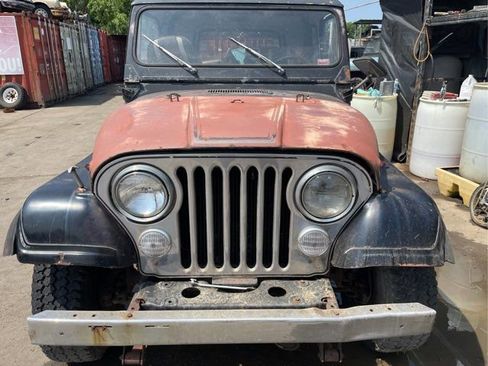 Used 1986 Jeep CJ 7 image 6