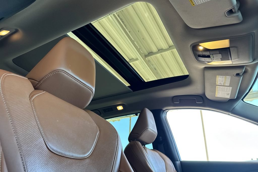 Used 2023 INFINITI QX60 Sensory w/ Vision Package AWD/4WD image 15