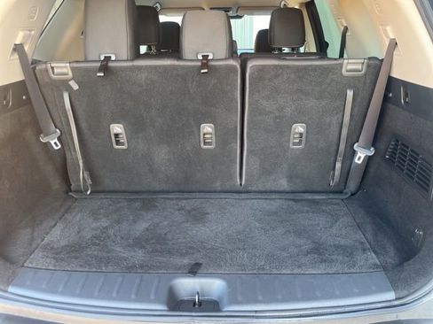 Used 2022 Nissan Pathfinder SV image 8