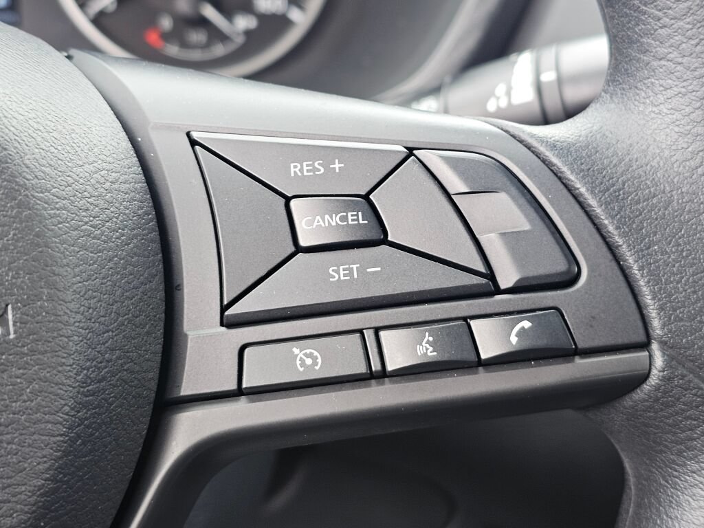 Used 2025 Nissan Sentra S FWD image 36