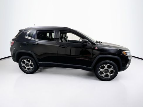 Used 2022 Jeep Compass Trailhawk AWD/4WD image 4