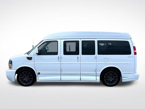 Certified 2013 Chevrolet Express 1500 RWD image 9