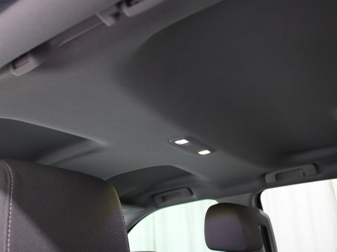 Used 2019 Chevrolet Silverado 1500 LT AWD/4WD image 18