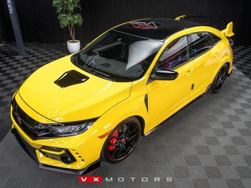 Used 2021 Honda Civic Type R Limited image 7