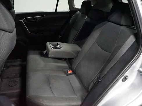Certified 2025 Toyota RAV4 LE FWD image 28