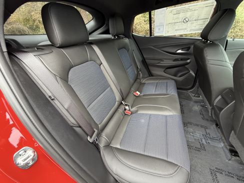 New 2026 Buick Envista Preferred image 18