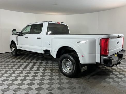 Used 2024 Ford F350 XLT image 6