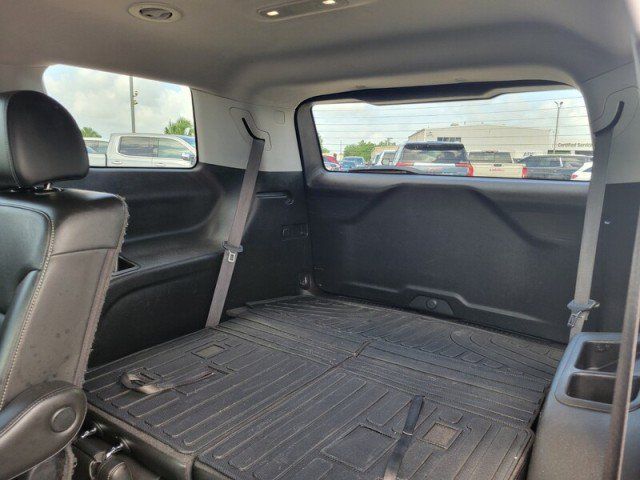 Used 2021 GMC Acadia SLT w/ Elevation Edition FWD image 28