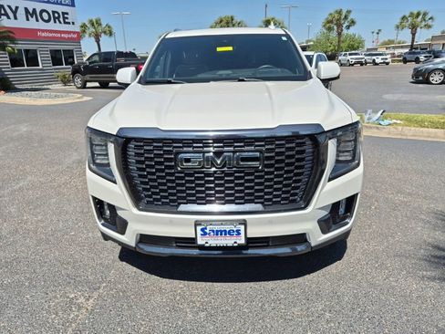 Used 2023 GMC Yukon Denali Ultimate image 8