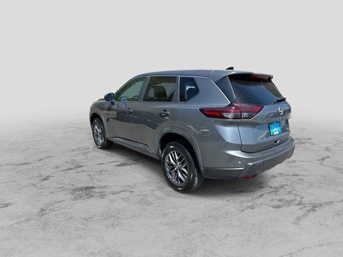 Used 2024 Nissan Rogue S AWD/4WD image 6