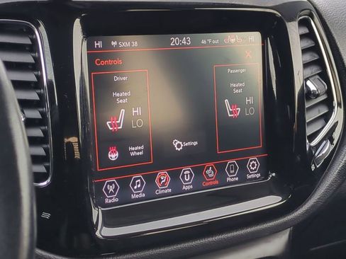 Used 2020 Jeep Compass Limited image 35