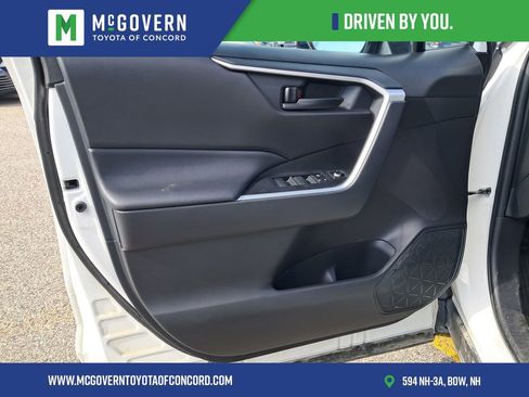 Used 2024 Toyota RAV4 LE image 12