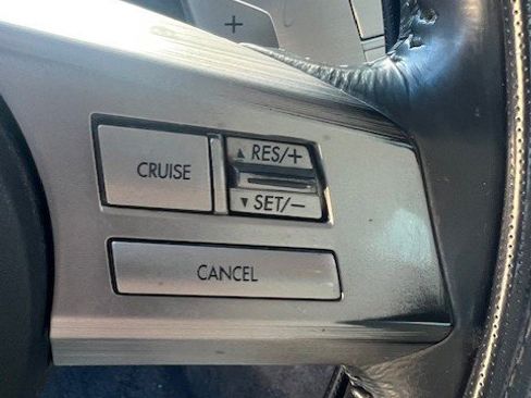 Used 2011 Subaru Outback 2.5i Premium image 22