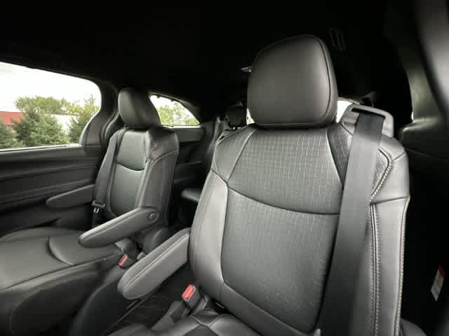 Used 2026 Toyota Sienna XLE Woodland Edition AWD/4WD image 17