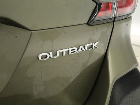 Used 2025 Subaru Outback Premium image 20