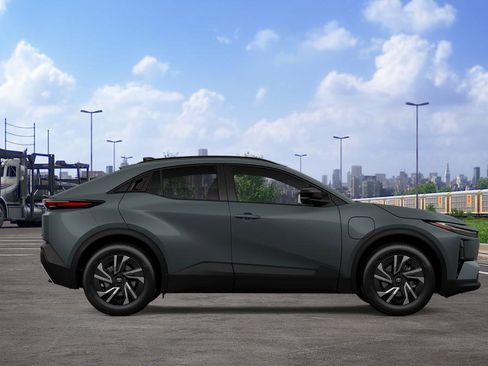 New 2026 Toyota C-HR AWD/4WD image 14