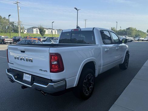 Used 2026 RAM 1500 Laramie AWD/4WD image 35