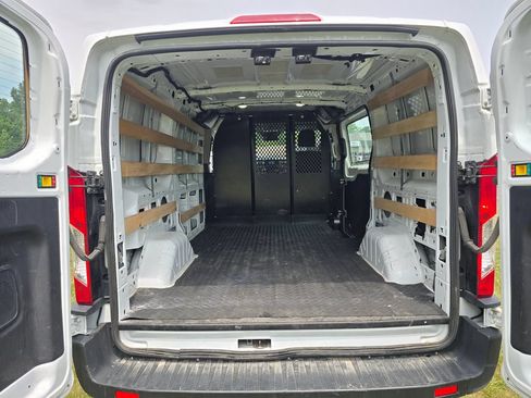 Used 2024 Ford Transit 250 Low Roof w/ Exterior Upgrade Package RWD image 12