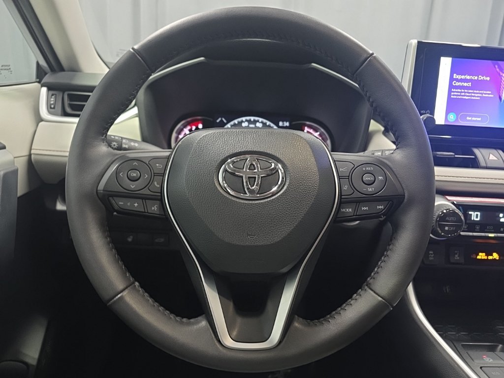 Used 2024 Toyota RAV4 XLE w/ Convenience Package AWD/4WD image 13