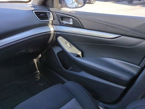 Used 2018 Nissan Maxima 3.5 S image 16