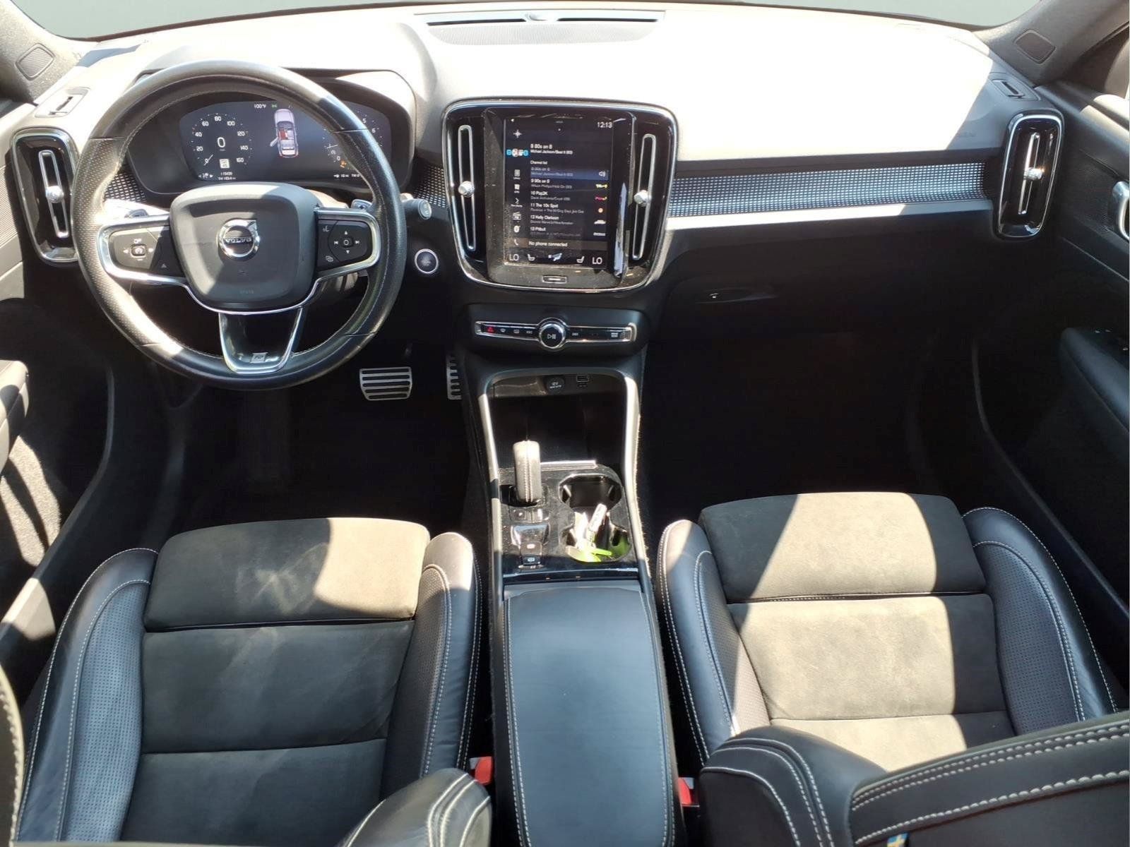 Used 2020 Volvo XC40 T5 R-Design AWD/4WD image 7