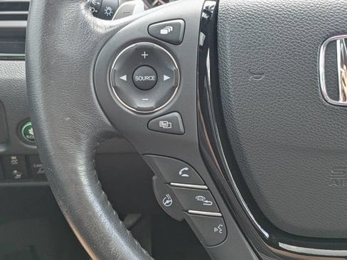 Used 2020 Honda Ridgeline RTL-E image 23
