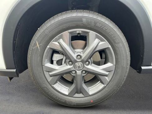 New 2026 Honda HR-V LX image 9