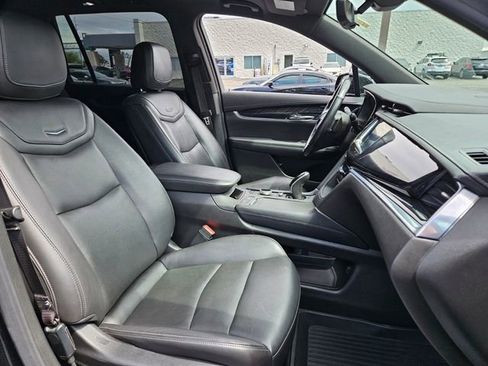 Used 2020 Cadillac XT6 Premium Luxury AWD/4WD image 20